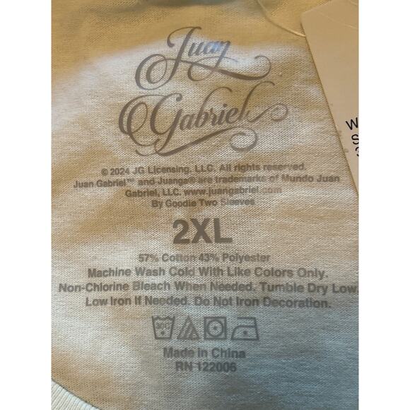 NWT Juan Gabriel Women's White Short Sleeve T Shirt Size XXL - Picture 4 of 5